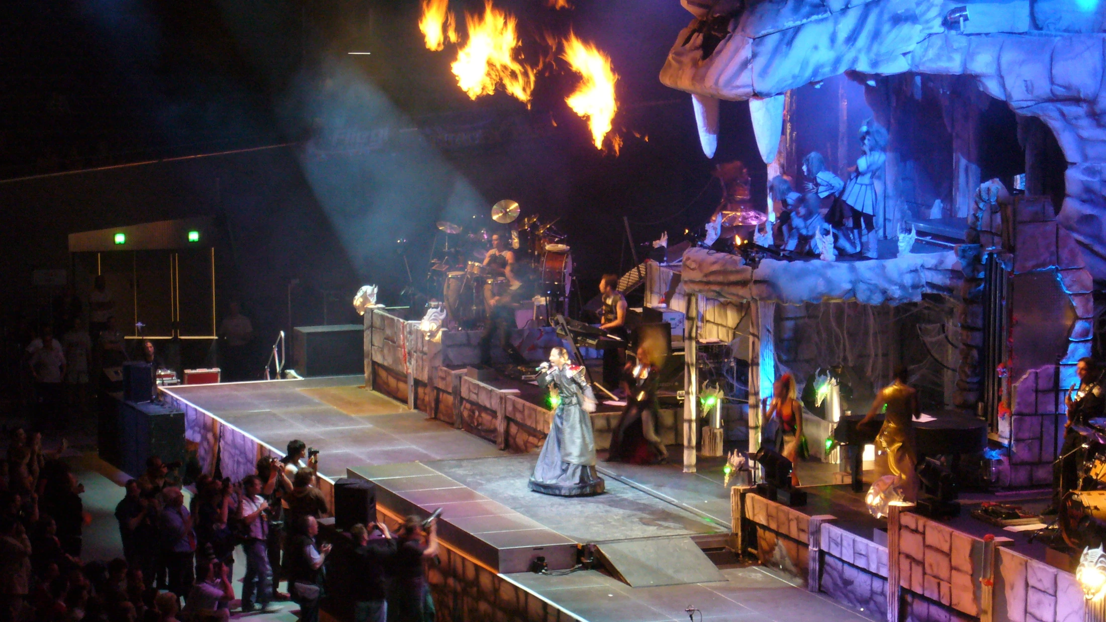 DJ BoBo Vampires Alive – Vorschaubild